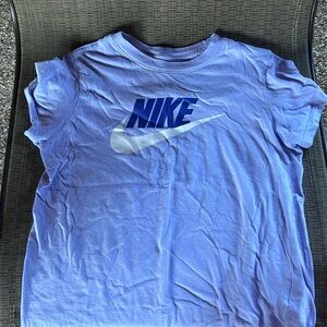 Kids nike short sleeve shirt purple